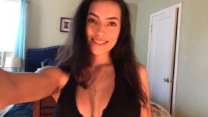 Brunette Amateur Softcore – White Lingerie & Beach Photos